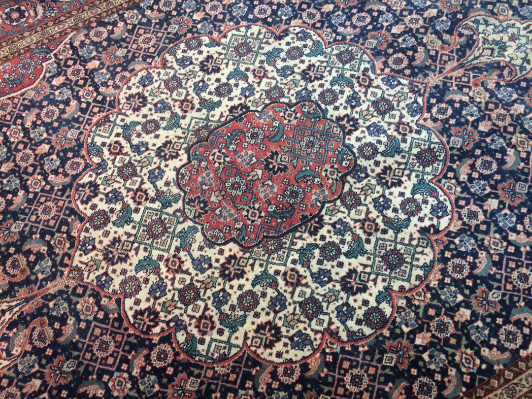 Tabriz Muted Vintage Rug 7.6 x 11 ft living or dining room area