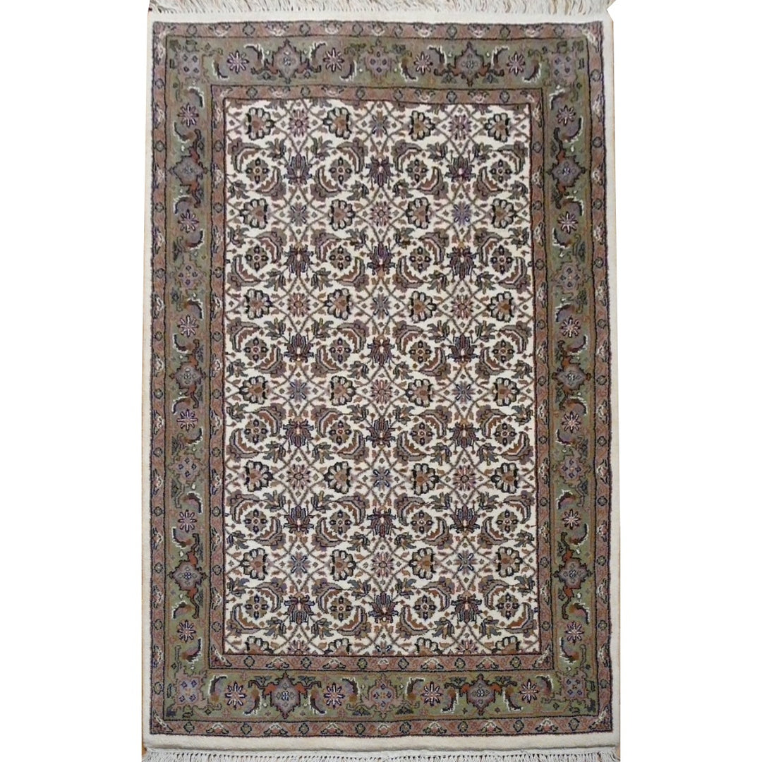 Bidjar Herati rug from India 120 x 180 cm, ivory and sage green, 11610 – full view
