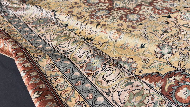 Tapis en soie Hereke Médaillon Or 170 × 122 cm | 16600