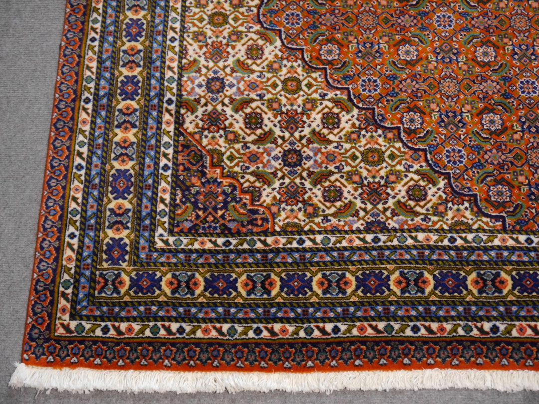Vintage Tabriz 50 Raj Mahi Rug 4.9 × 6.9 ft (211 × 150 cm) Rust Navy Ivory | 14096
